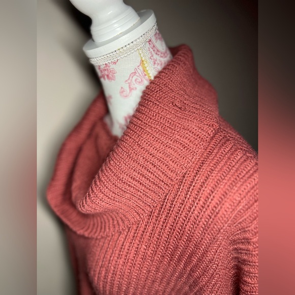 Chunky Knit Sweater Listicle Mauve Cropped Cowl Neck Acrylic size Small - Picture 5 of 11